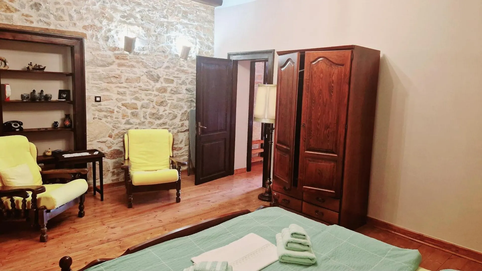 Apartments Sena Pula 0*,