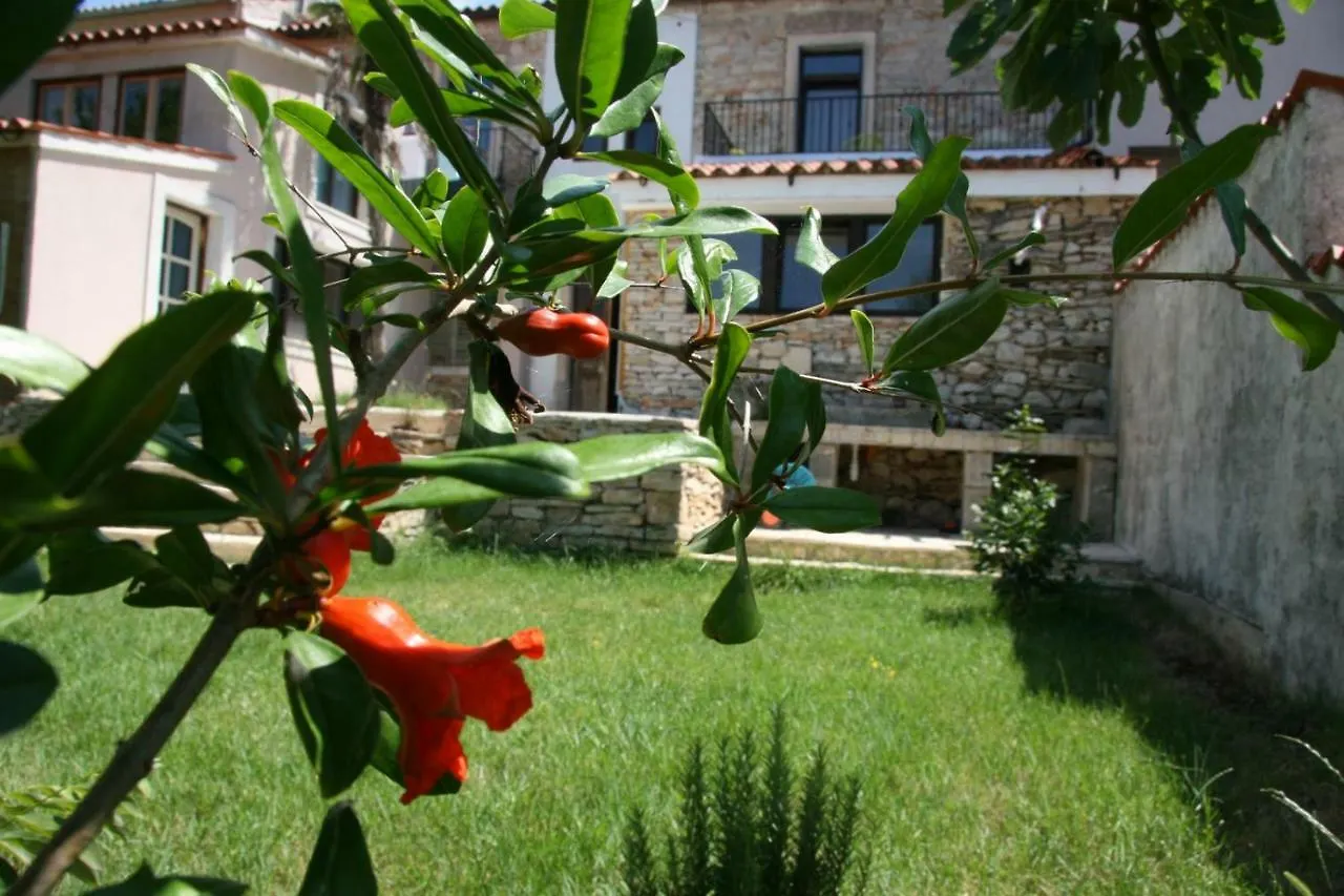 Apartments Sena Pula
